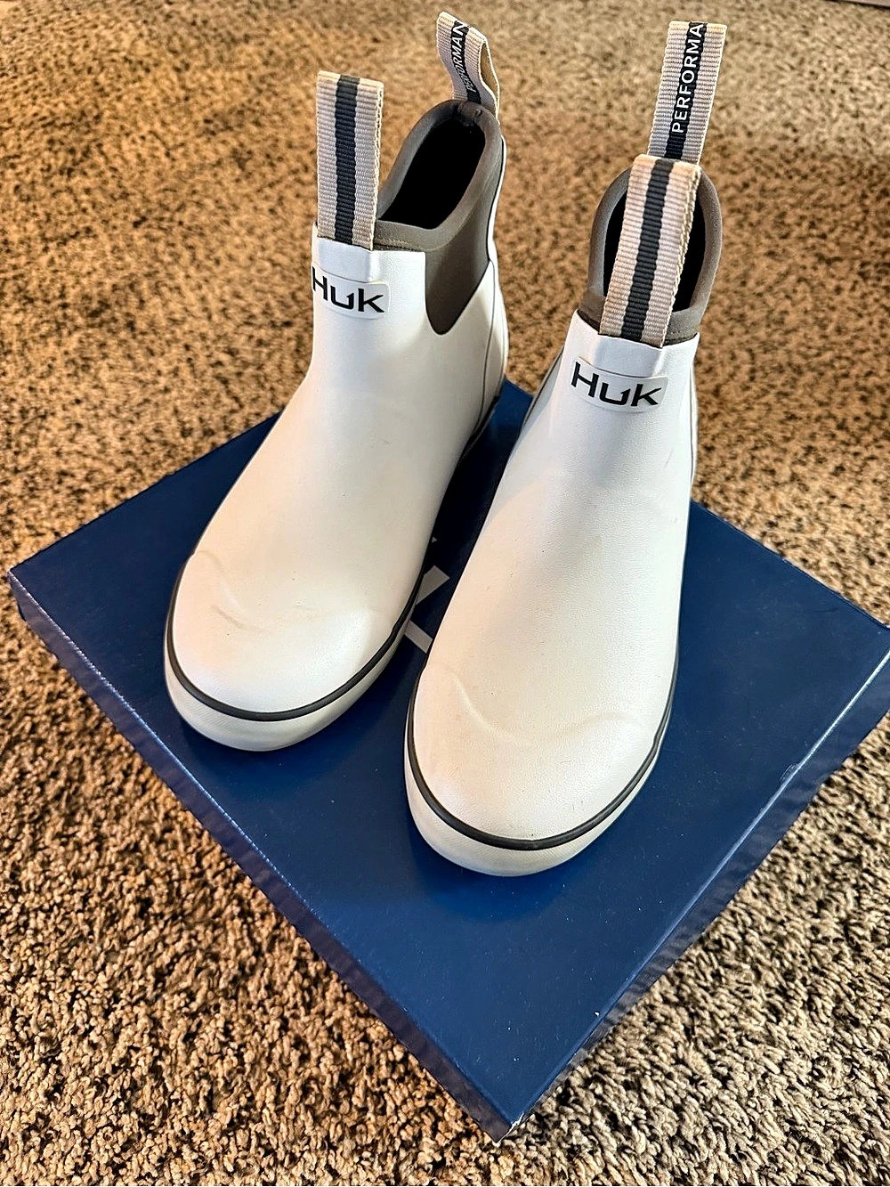 Huk Rogue Wave Boots White & Gray US 7